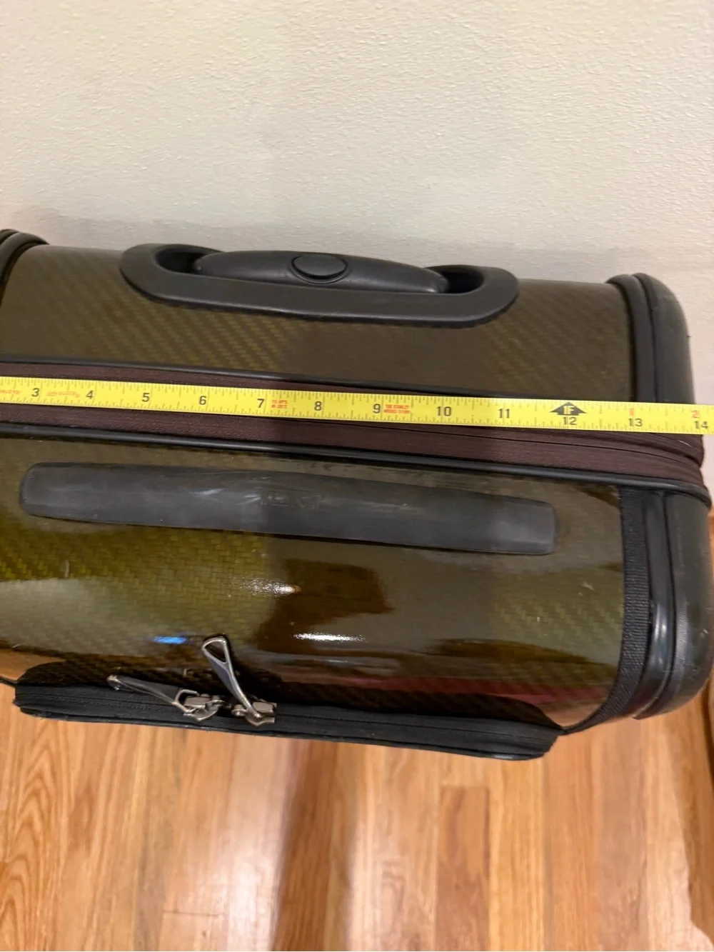 Preowned Tumi Tegra Lite Max 28721 Continental 22” Spinner Exp CarryOn Luggage